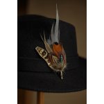 Pin ozdoba na klobouk