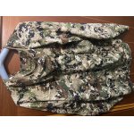 Maskovaná lovecká mikina